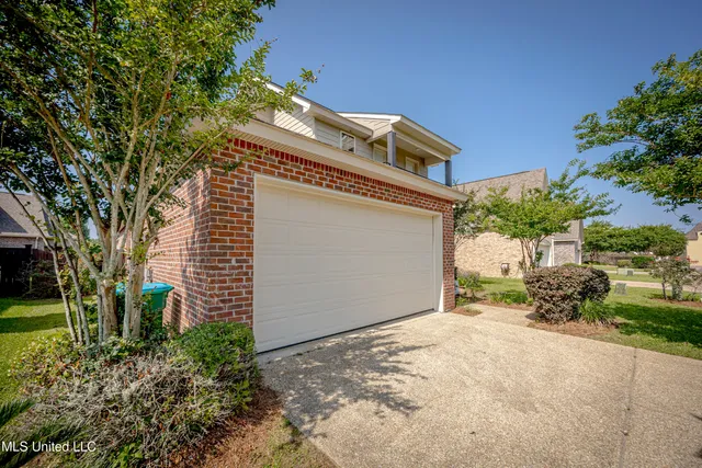 $315,000 | 3927 Acadian Village Drive, Ocean Springs, MS 39564