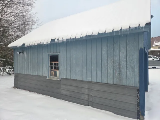 $94,900 | 92 Bates Street, Millinocket, ME 04462