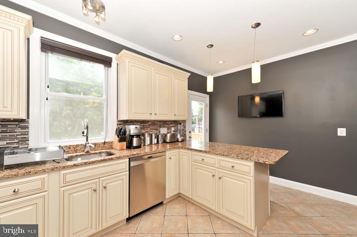 514 Park Road Northwest Washington, DC 20010 - Photo 24 of 57