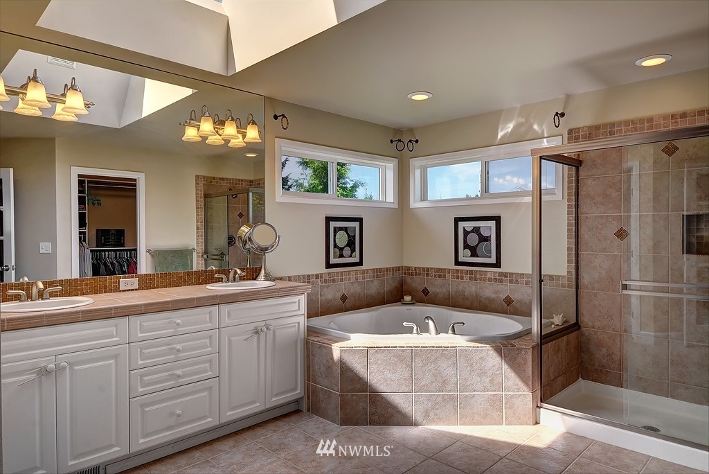20629 37th Avenue Southeast Bothell, WA 98021 - Photo 13 of 19