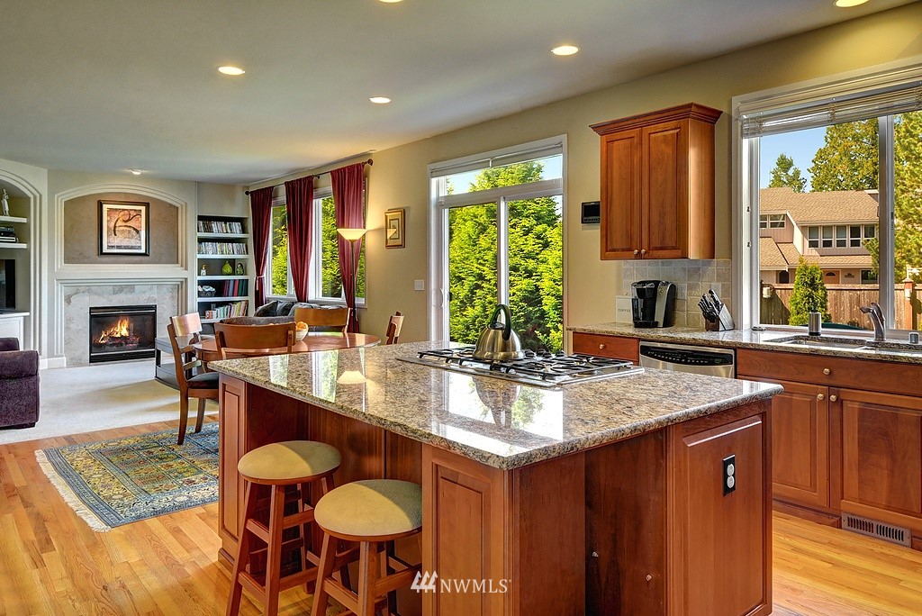 20629 37th Avenue Southeast Bothell, WA 98021 - Photo 7 of 19