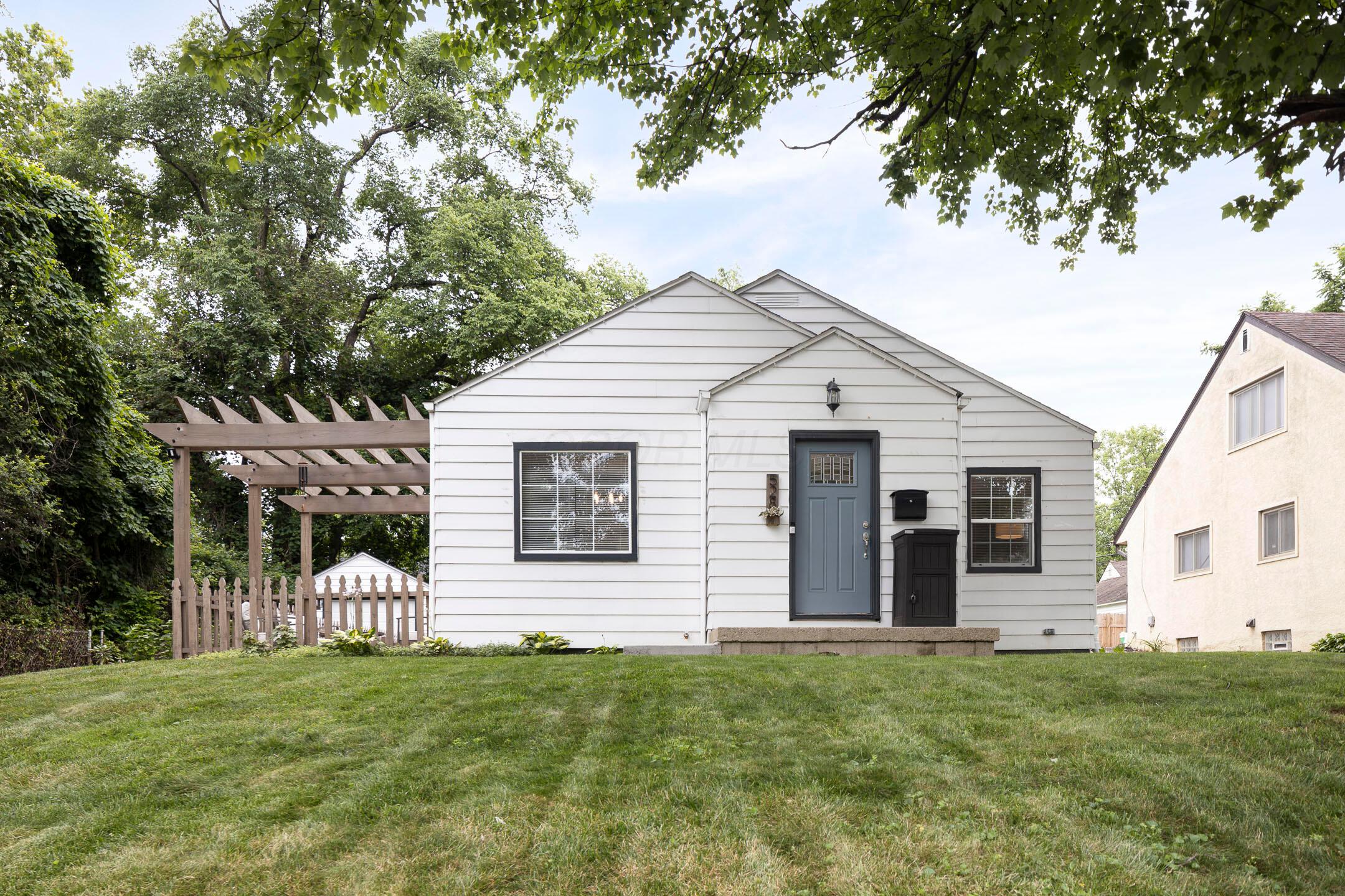 528 S. James Road-01