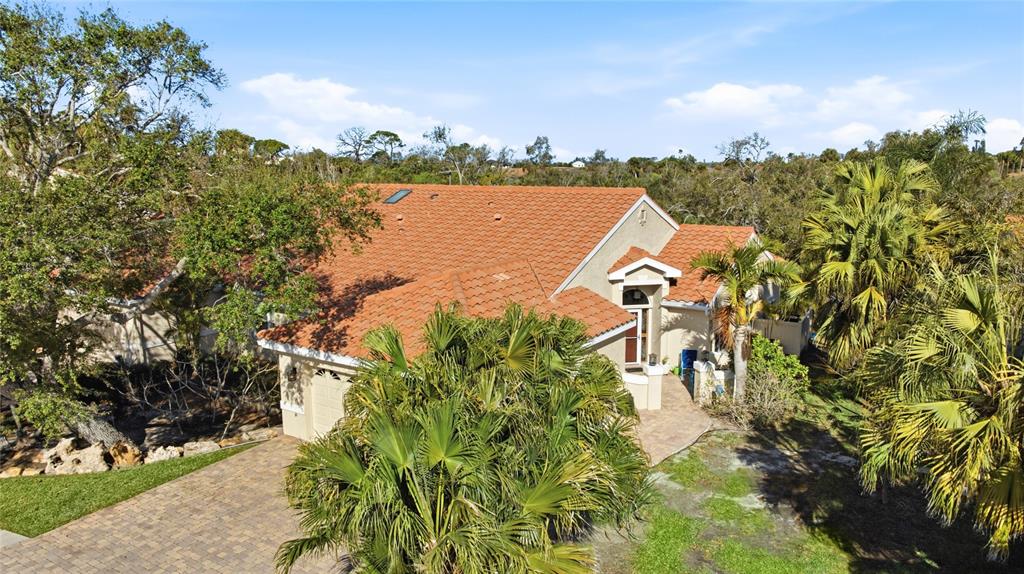 288 Woods Point Road Osprey, FL 34229 - Photo 30 of 44 Gallery Image 30