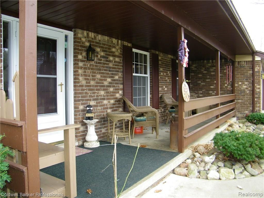 5115 Lonsberry Road Columbiaville, MI 48421 - Photo 3 of 50 100_2947.jpg
