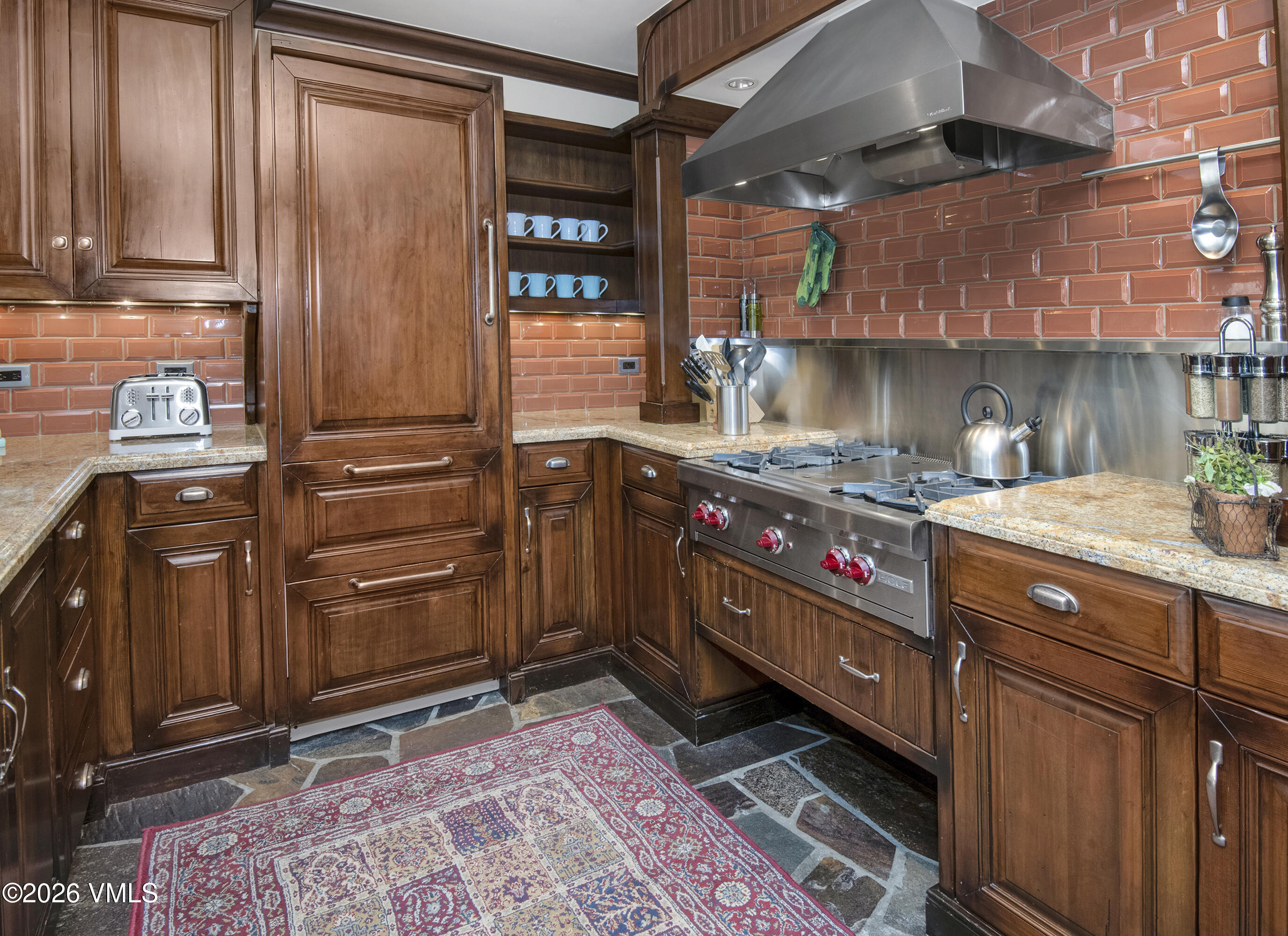 1 Willow Bridge Road, Unit 11 Vail, CO 81657 - Photo 14 of 38 1-Willow-Brdg-35_08