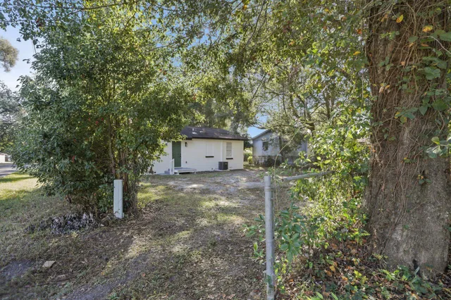 $129,000 | 626 Lincoln Street, Quincy, FL 32351