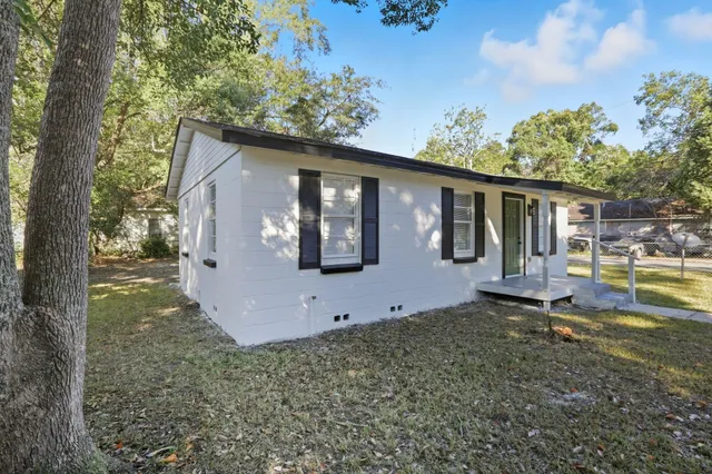 $129,000 | 626 Lincoln Street, Quincy, FL 32351