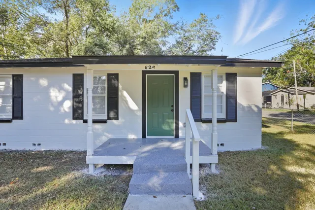 $129,000 | 626 Lincoln Street, Quincy, FL 32351