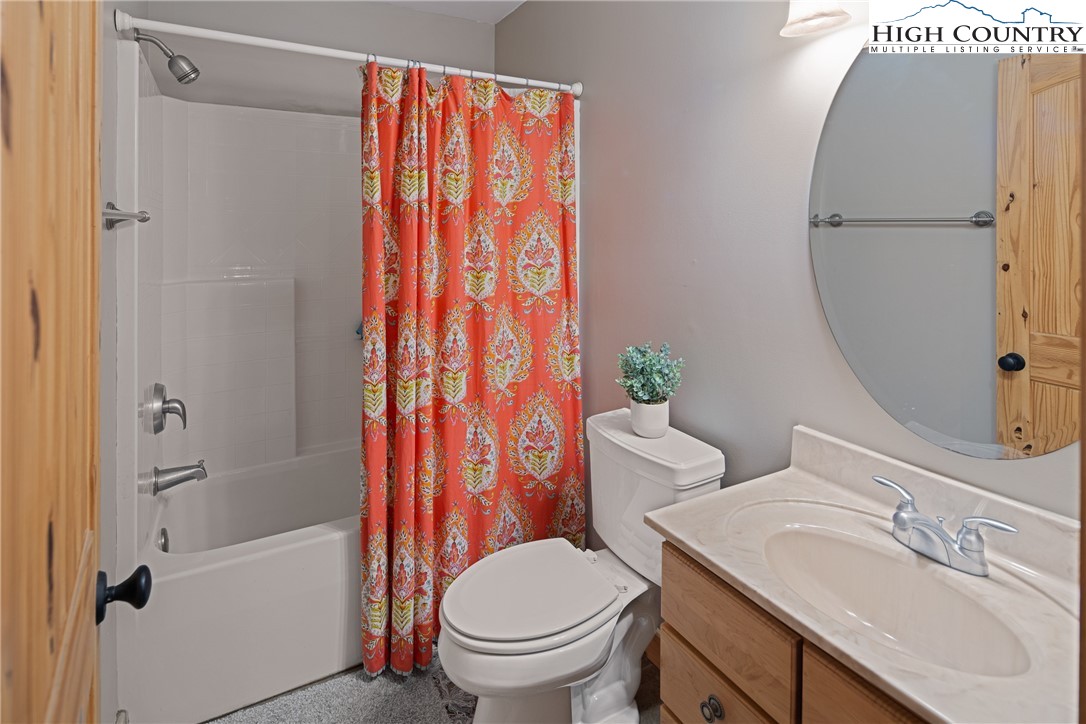 481 Silverleaf Road Zionville, NC 28698 - Photo 18 of 35