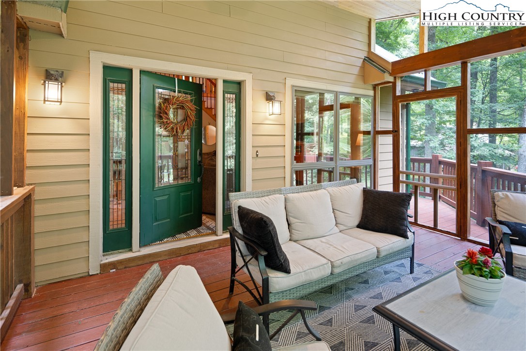 481 Silverleaf Road Zionville, NC 28698 - Photo 2 of 35