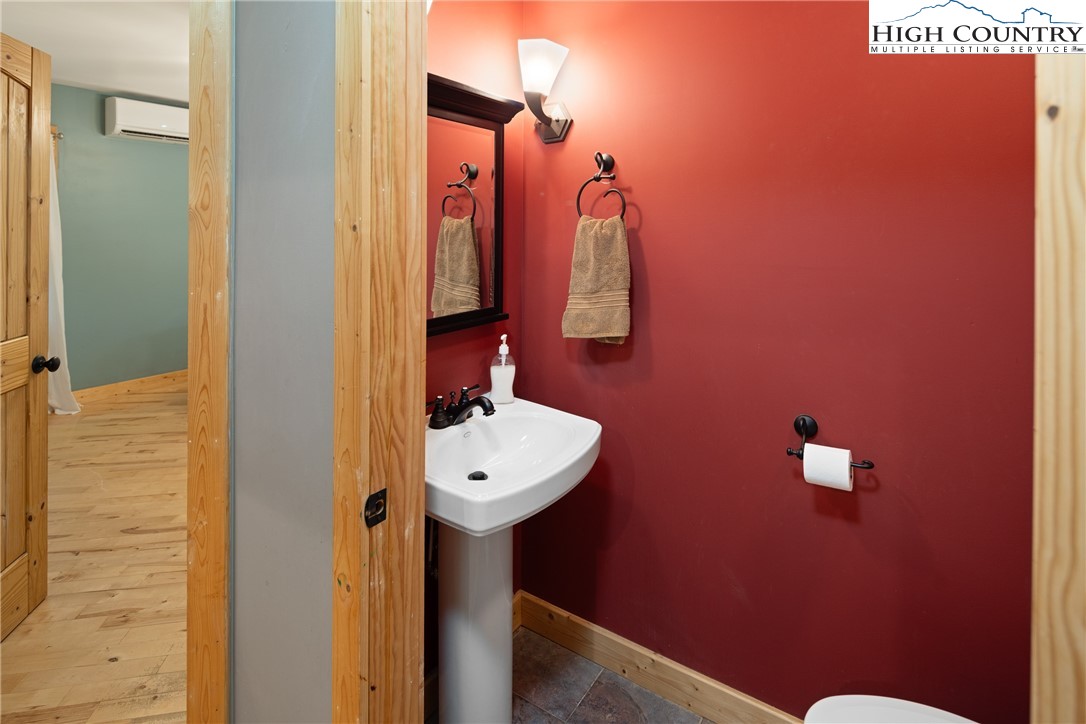 481 Silverleaf Road Zionville, NC 28698 - Photo 21 of 35