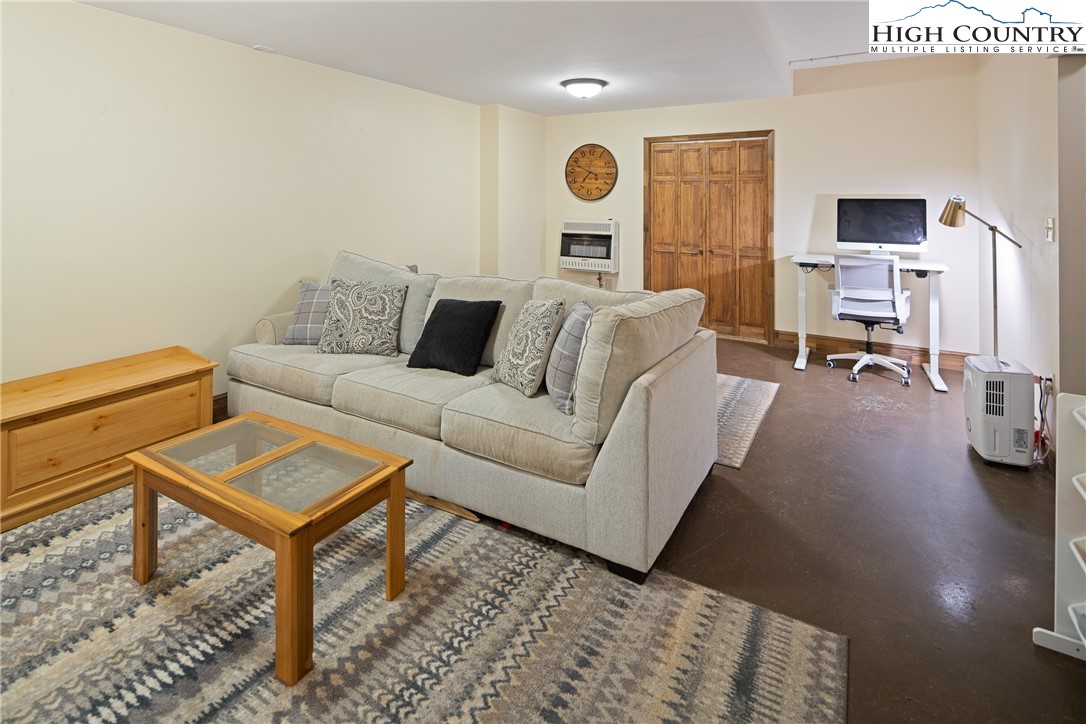 481 Silverleaf Road Zionville, NC 28698 - Photo 22 of 35