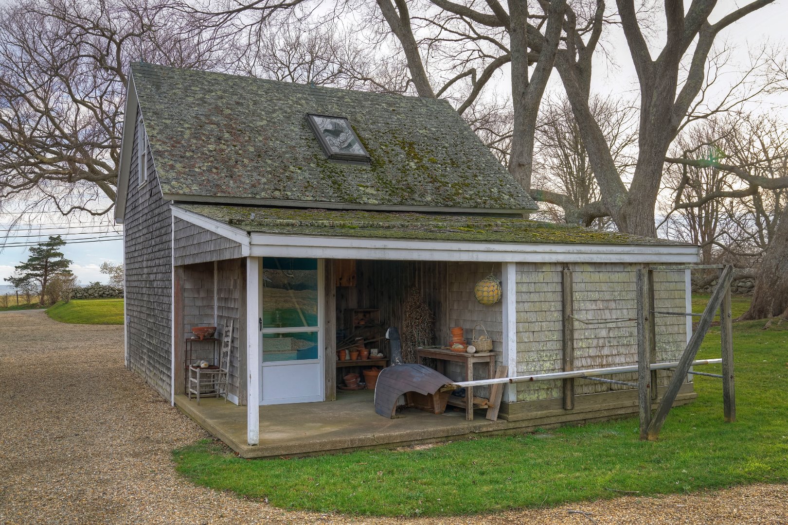 443 S Road Chilmark, MA 02535 - Photo 6 of 22 Gallery Image 6
