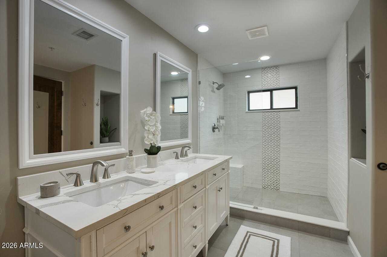 36601 North Mule Train Road, Unit A41 Carefree, AZ 85377 - Photo 16 of 31