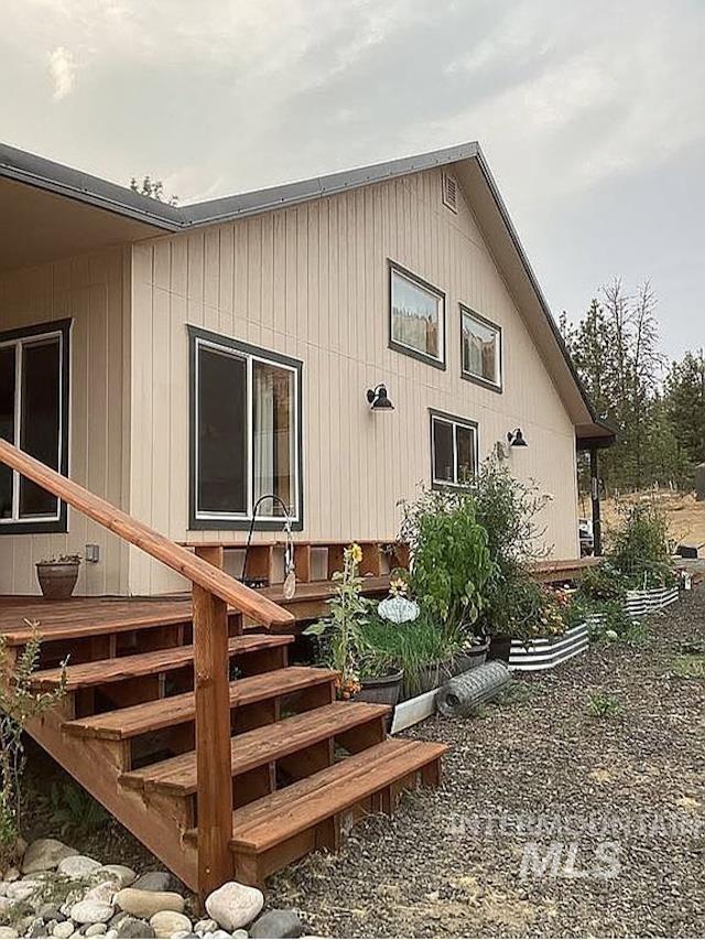 1000 Pardee Road Kamiah, ID 83536 - Photo 5 of 50 Wood-finish deck with stairs leading to a gravel ground cover