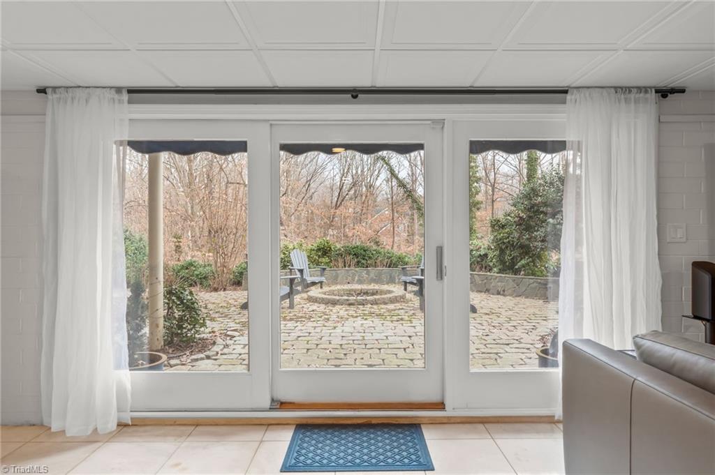208 Shadow Valley Road High Point, NC 27262 - Photo 45 of 50 Gallery Image 45