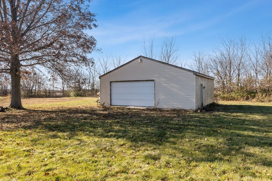 19948 West Mississippi Road Elwood, IL 60421 - Photo 12 of 12 a house view with a garden space