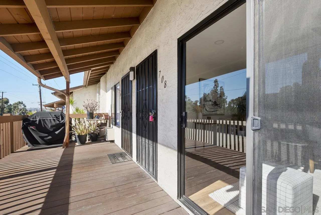 6362 Rancho Mission Road, Unit 708 San Diego, CA 92108 - Photo 6 of 28 Gallery Image 6