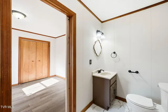 $274,500 | 1512 East Fairview Avenue, Johnson City, TN 37601