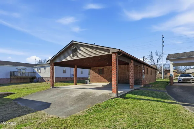 $274,500 | 1512 East Fairview Avenue, Johnson City, TN 37601