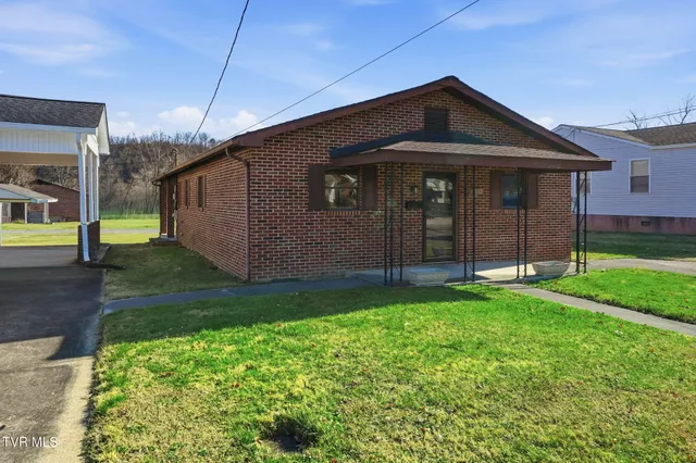 $274,500 | 1512 East Fairview Avenue, Johnson City, TN 37601