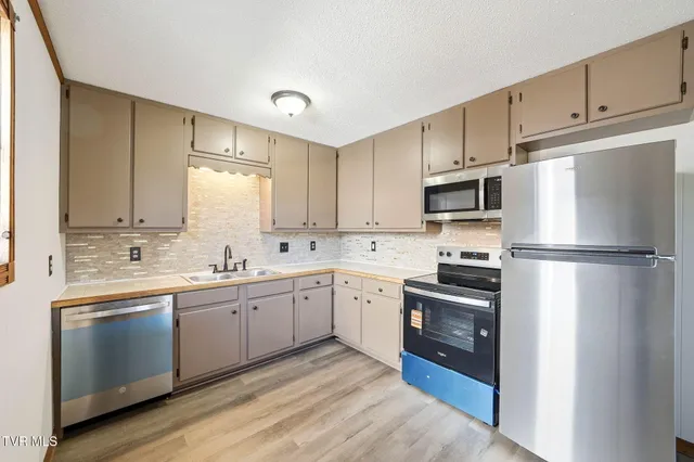 $274,500 | 1512 East Fairview Avenue, Johnson City, TN 37601