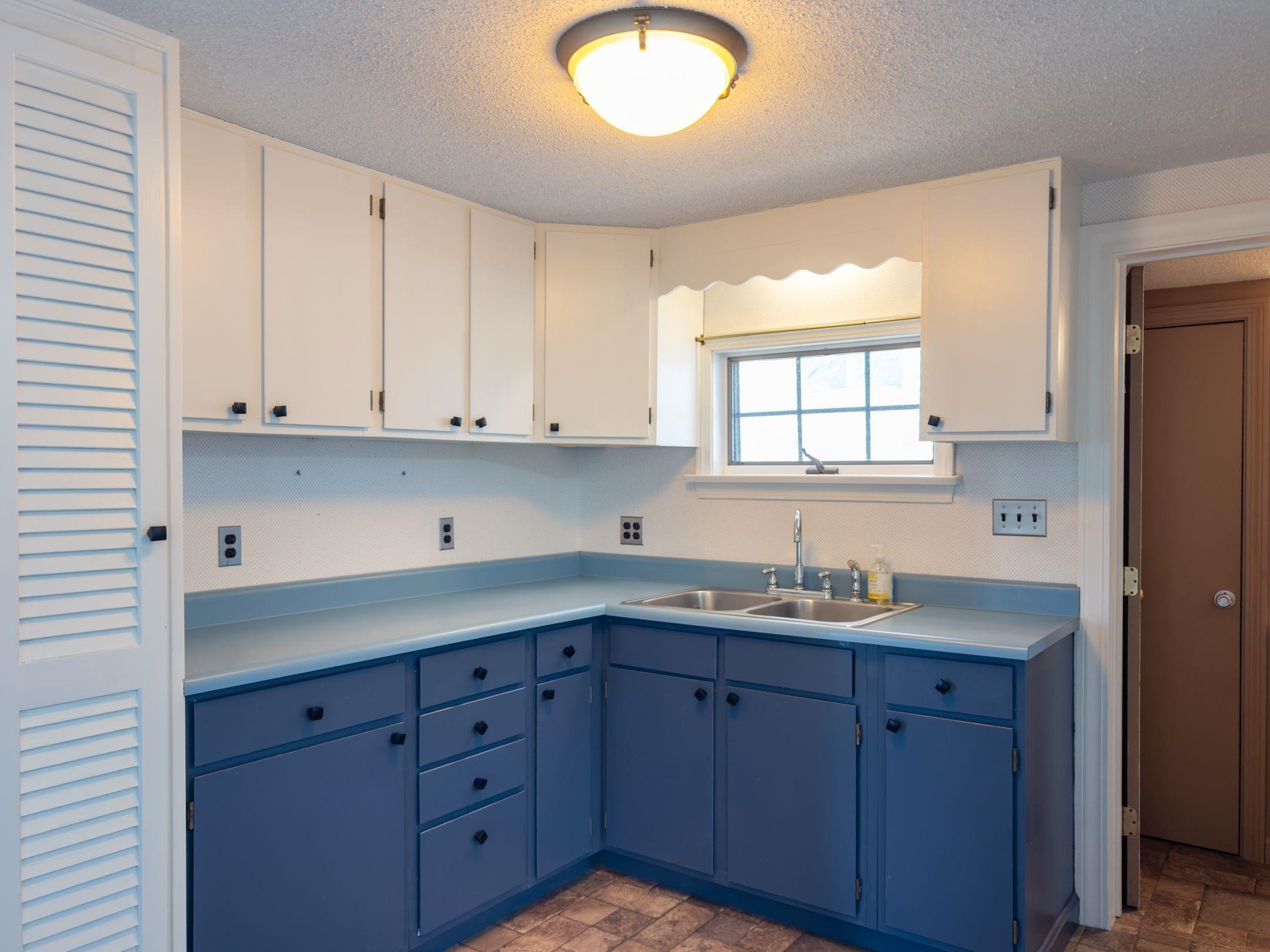 61 Acorn Road Hampton, NH 03842 - Photo 5 of 27