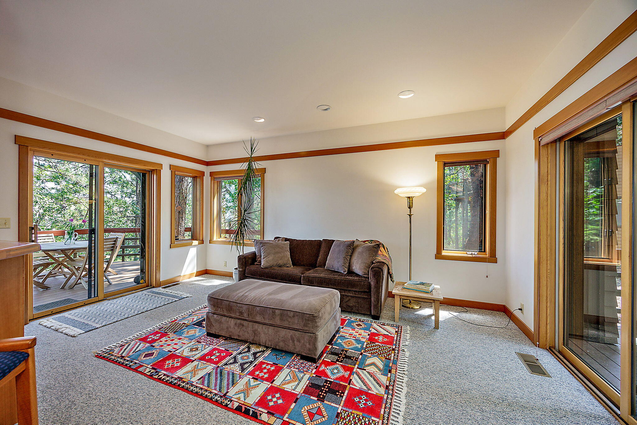 375 Ashland Loop Road Ashland, OR 97520 - Photo 21 of 64 ApxALR (41)