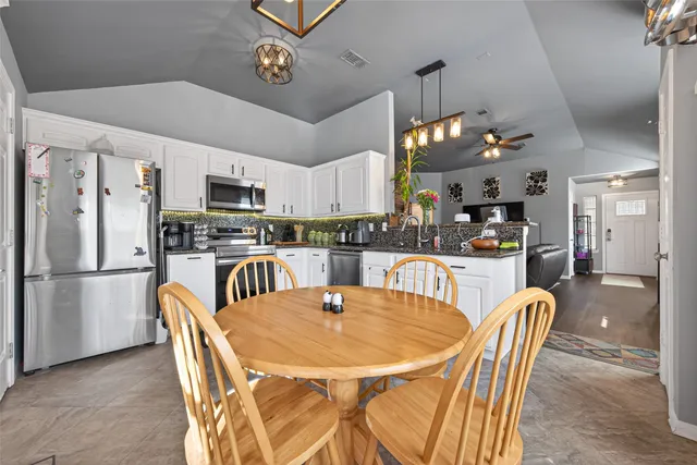 $1,800 | 25420 Dogwood Lane, Splendora, TX 77372