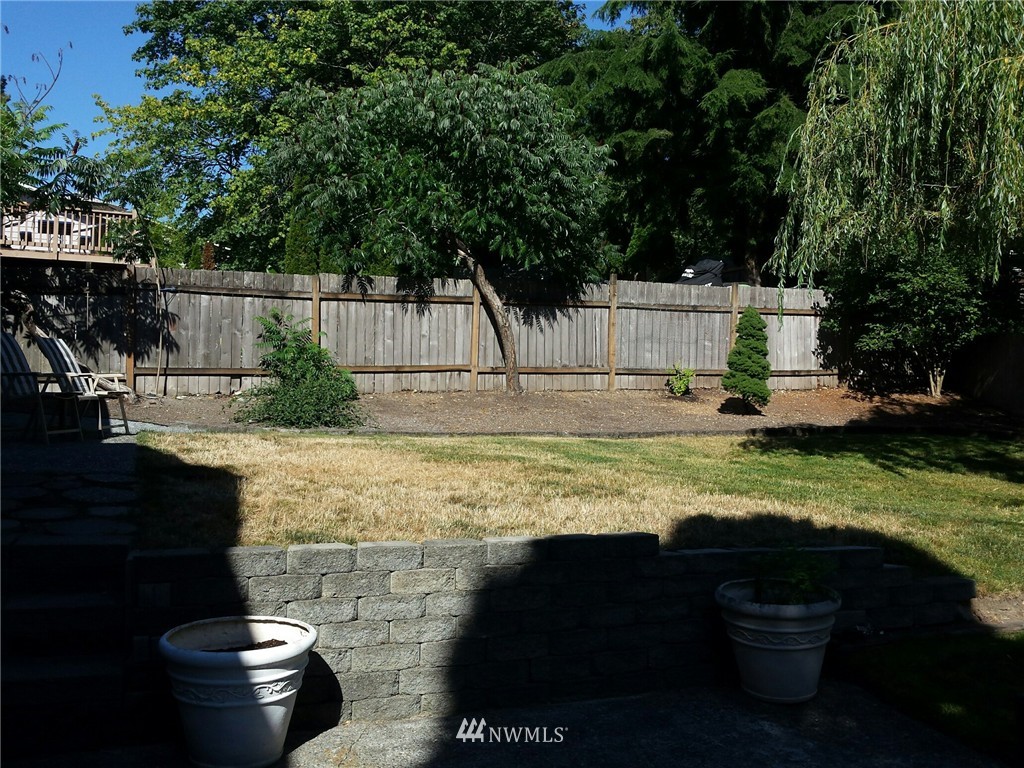 17615 Brook Boulevard Bothell, WA 98012 - Photo 20 of 23