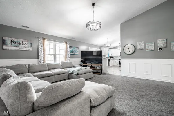 $289,900 | 32 Morningside Court, Whiteland, IN 46184