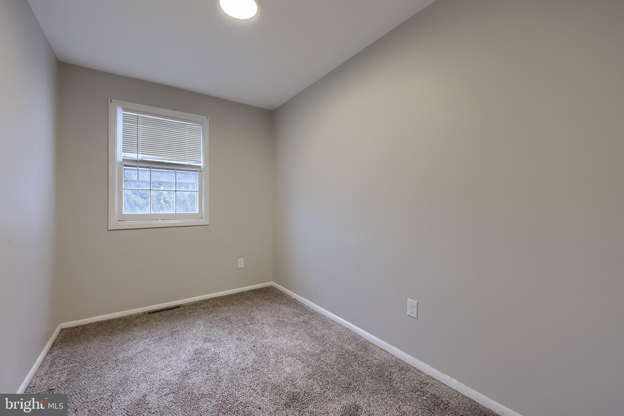 1754 Devers Road York, PA 17404 - Photo 17 of 29 Gallery Image 17