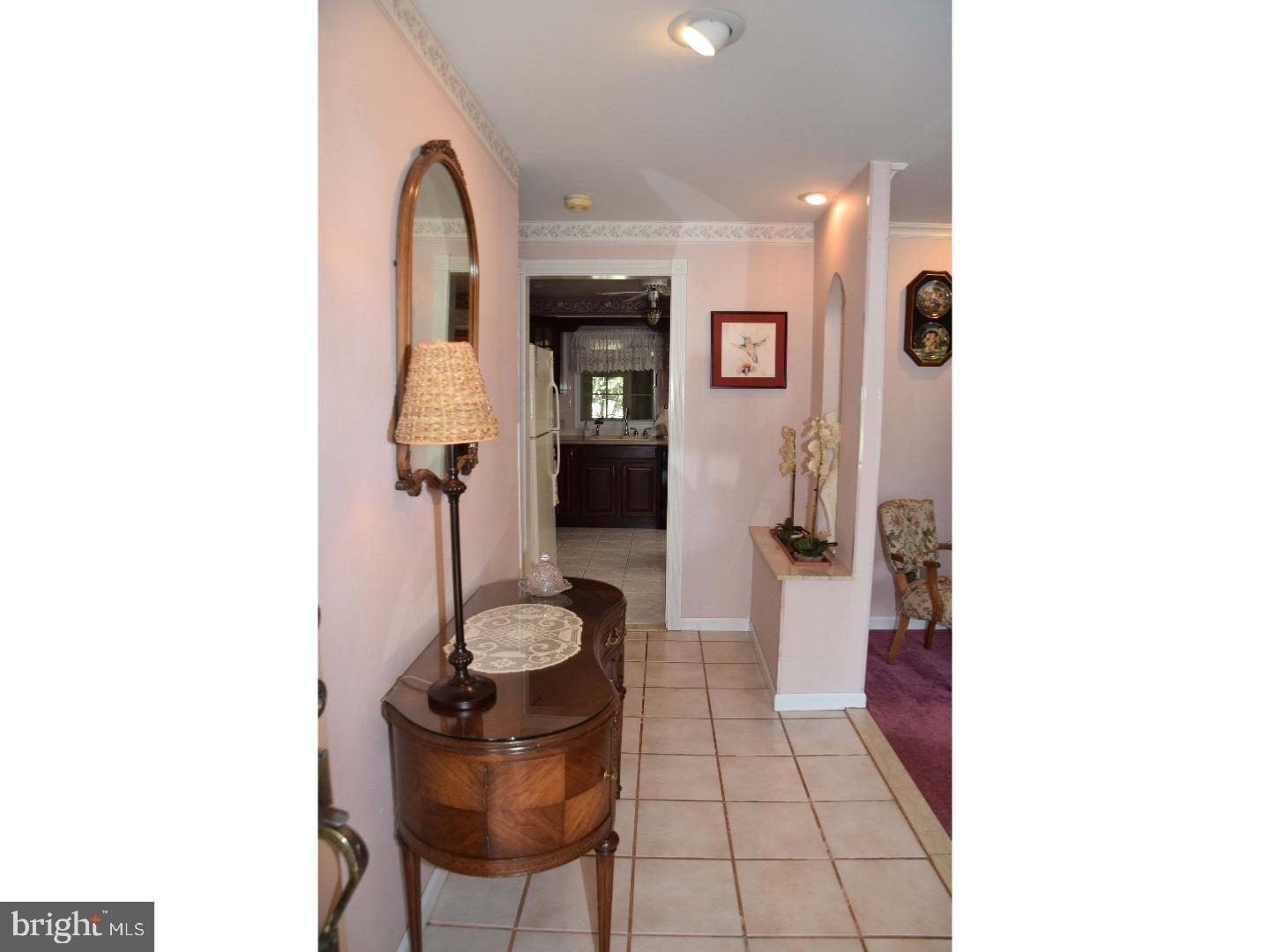 1621 Alba Road Willow Grove, PA 19090 - Photo 2 of 25 Foyer