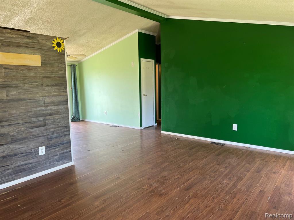 6025 Slattery Road North Branch, MI 48461 - Photo 8 of 25