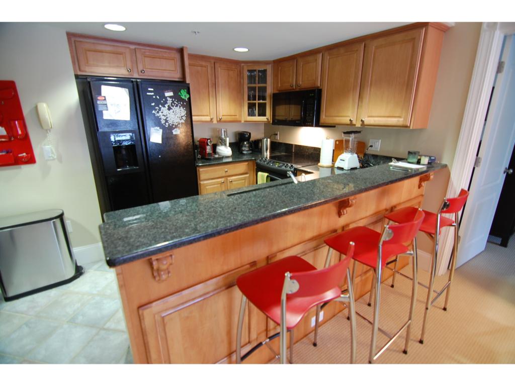 19 Village Lodge Road, Unit 202 Stratton, VT 05155 - Photo 6 of 10