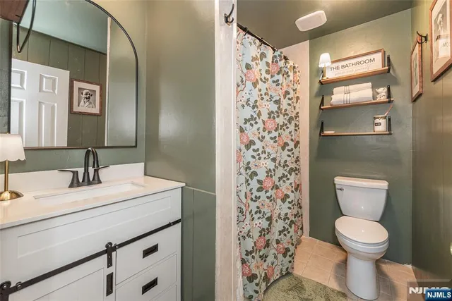 $400,000 | 2404 Tudor Court, Hillsborough, NJ 08844