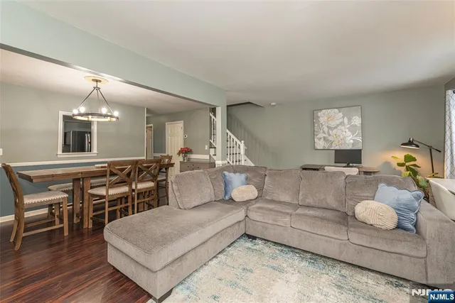 $400,000 | 2404 Tudor Court, Hillsborough, NJ 08844