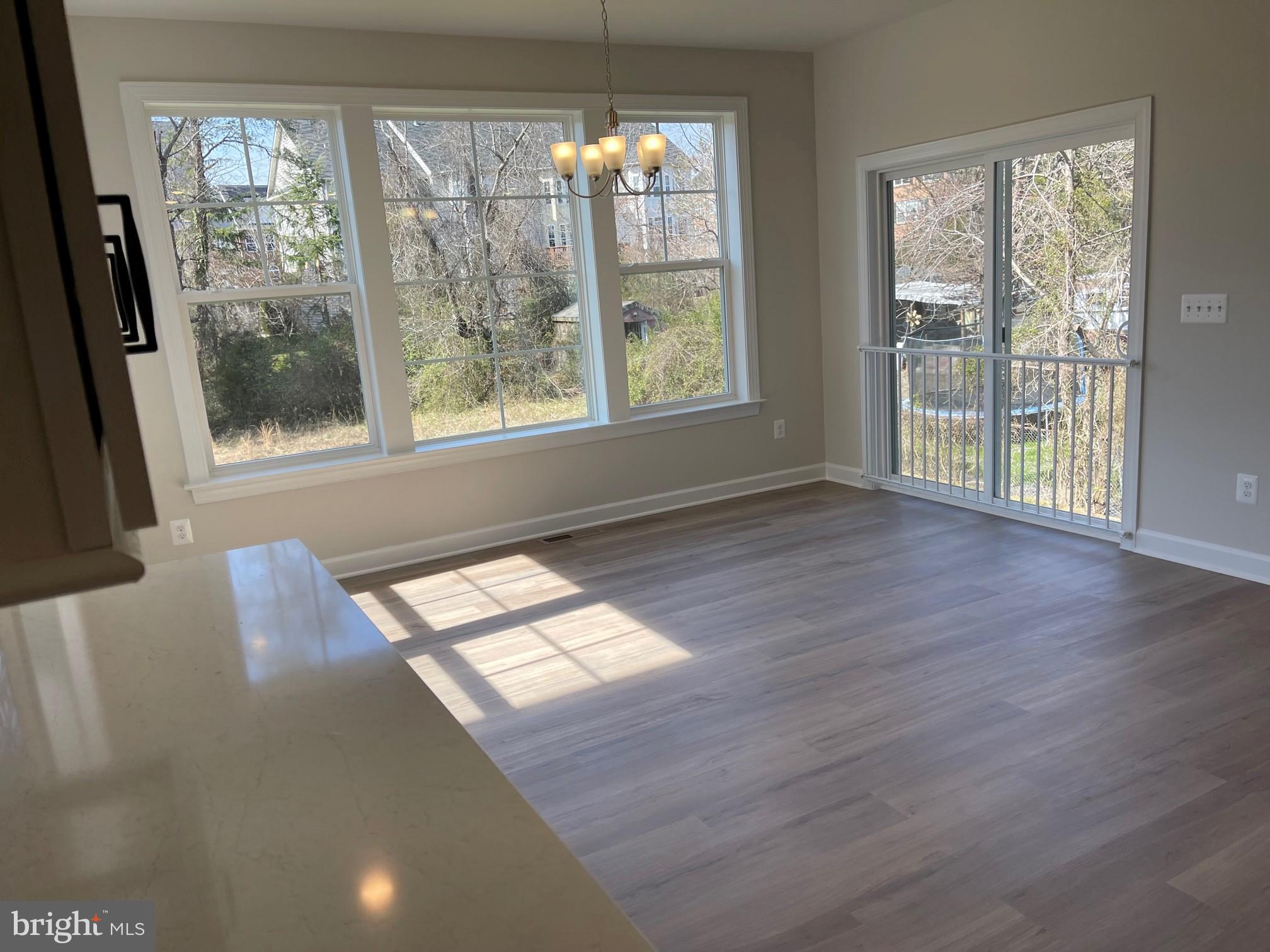 17568 Barron Heights Road Dumfries, VA 22025 - Photo 3 of 25 Gallery Image 3