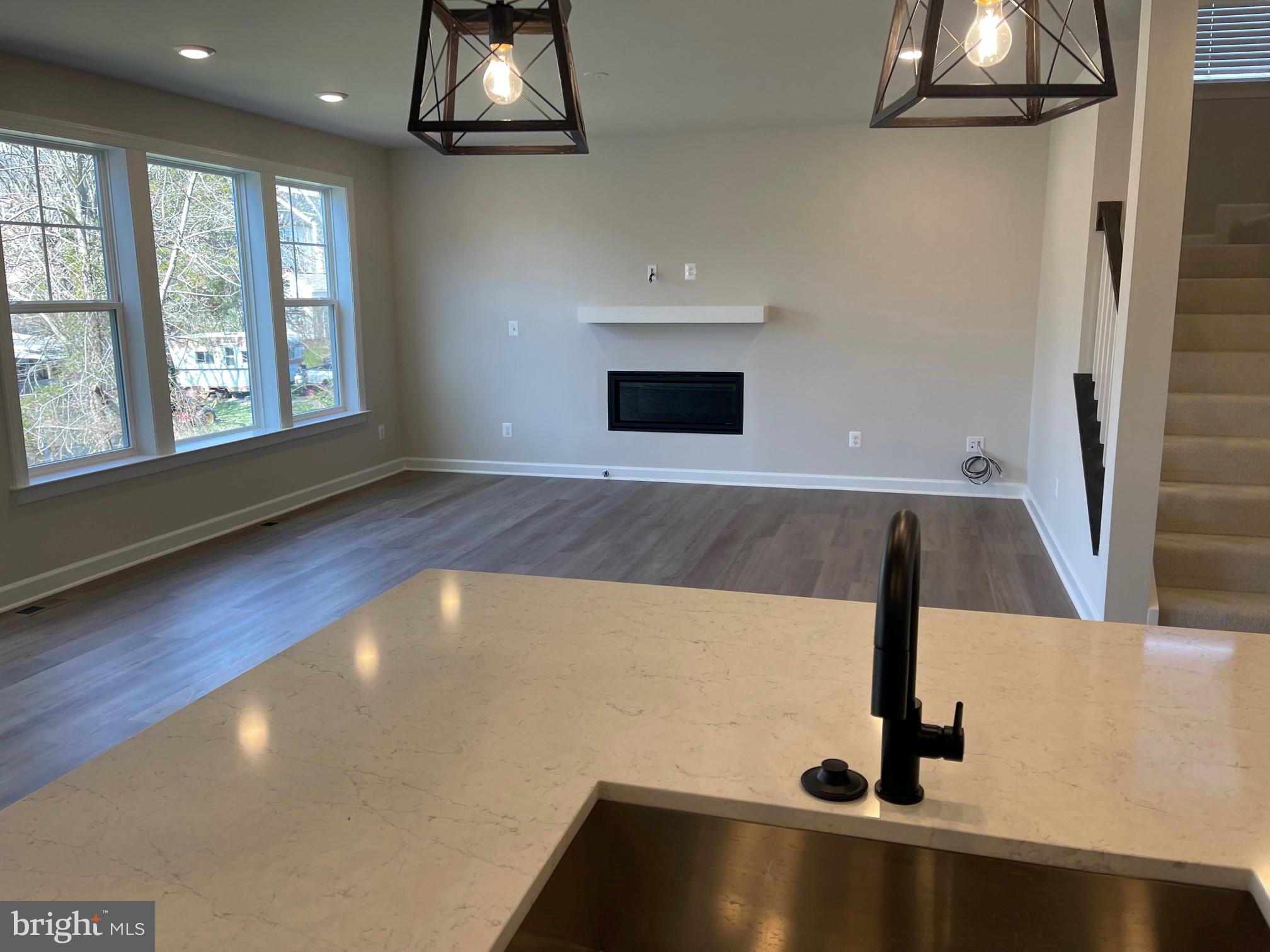 17568 Barron Heights Road Dumfries, VA 22025 - Photo 7 of 25 Gallery Image 7