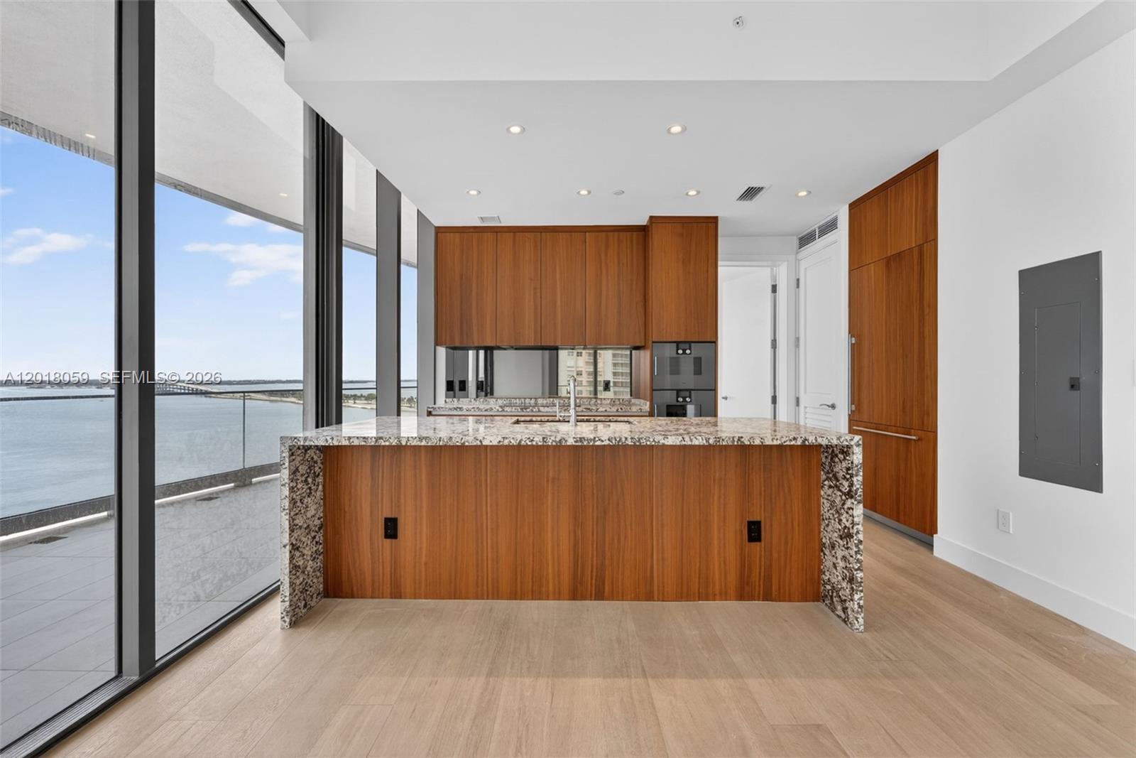 175 Southeast 25th Road, Unit 1004 Miami, FL 33129 - Photo 14 of 40 Gallery Image 14
