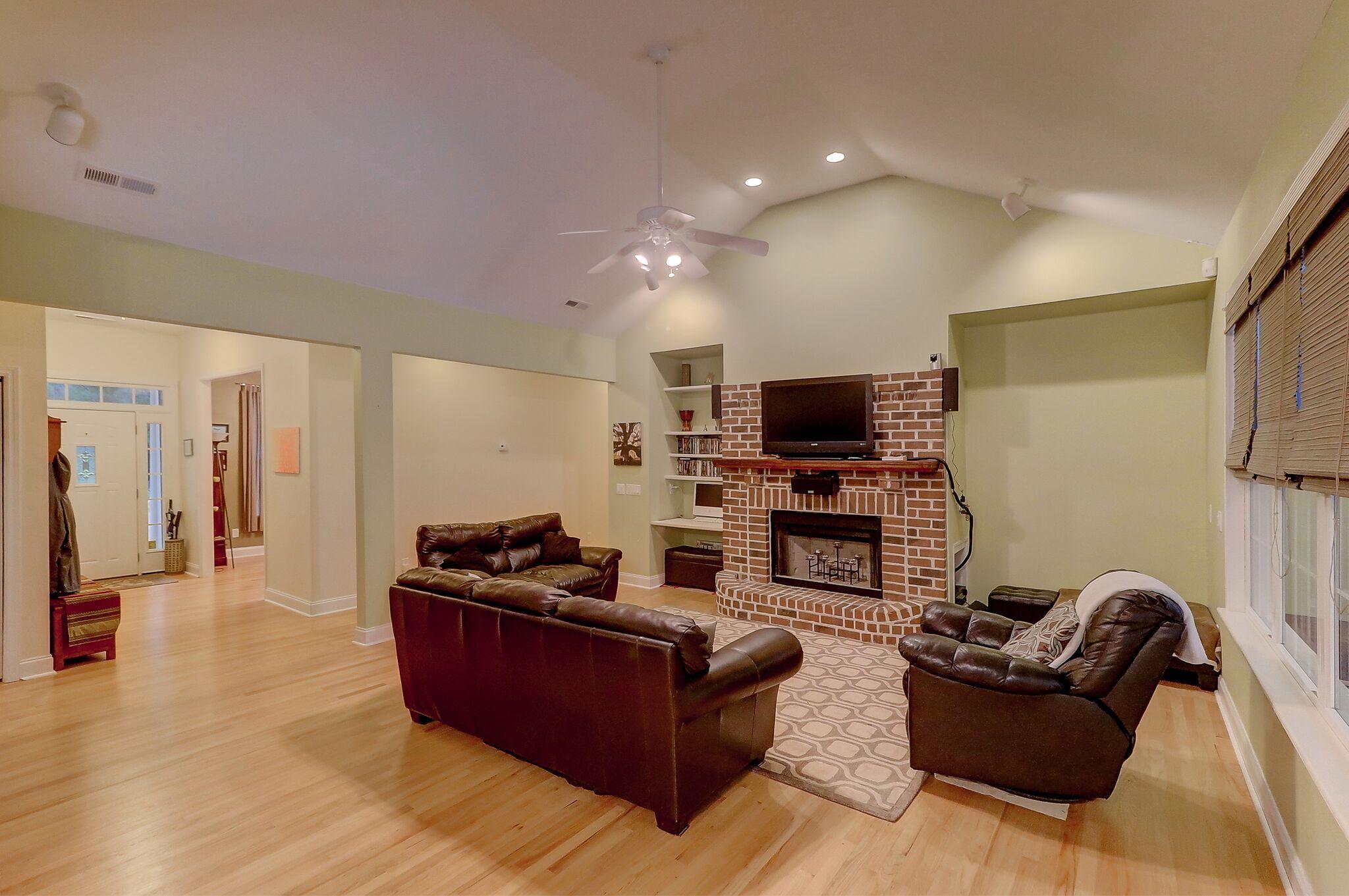 1858 Bluebird Road Johns Island, SC 29455 - Photo 11 of 39 Living room