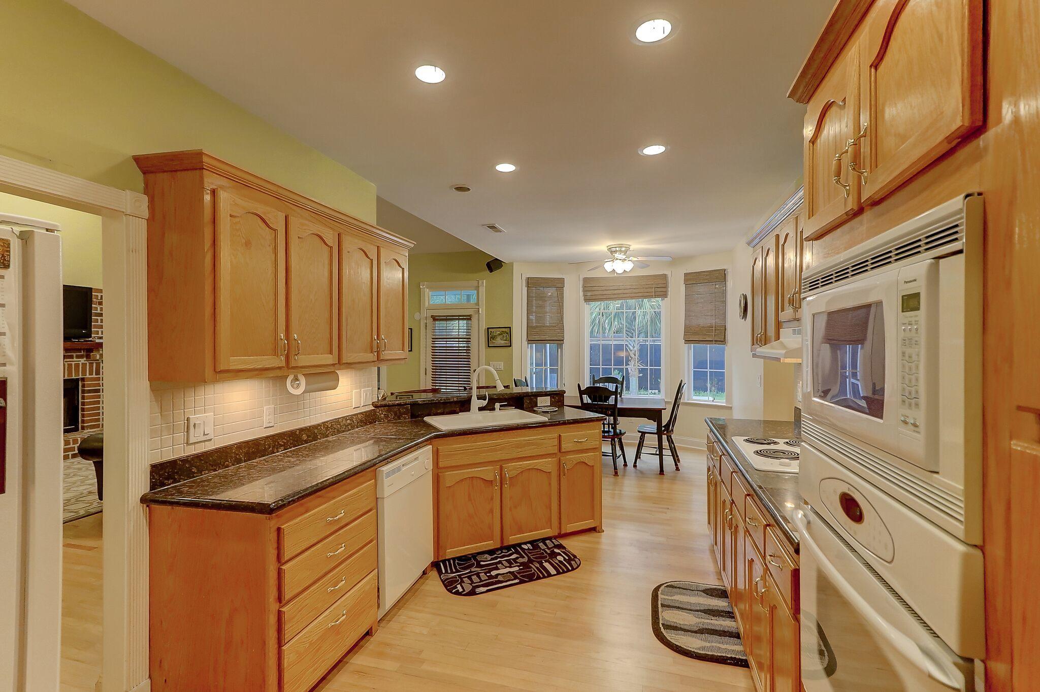 1858 Bluebird Road Johns Island, SC 29455 - Photo 20 of 39 Kitchen