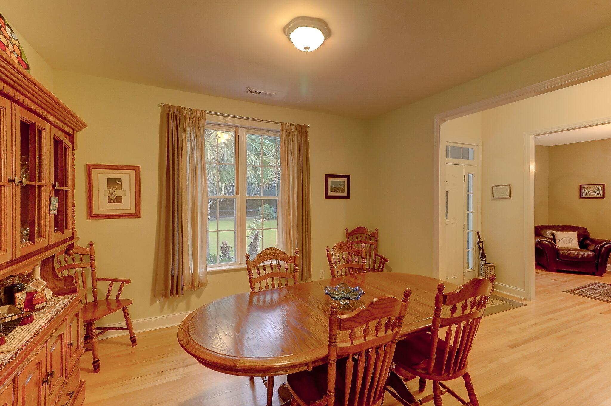 1858 Bluebird Road Johns Island, SC 29455 - Photo 6 of 39 Dining room5