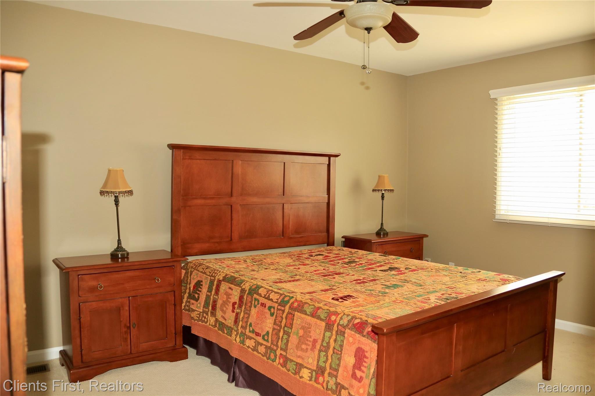 2120 Somerville Road Rochester, MI 48307 - Photo 32 of 54 KY3A3675 2.jpg