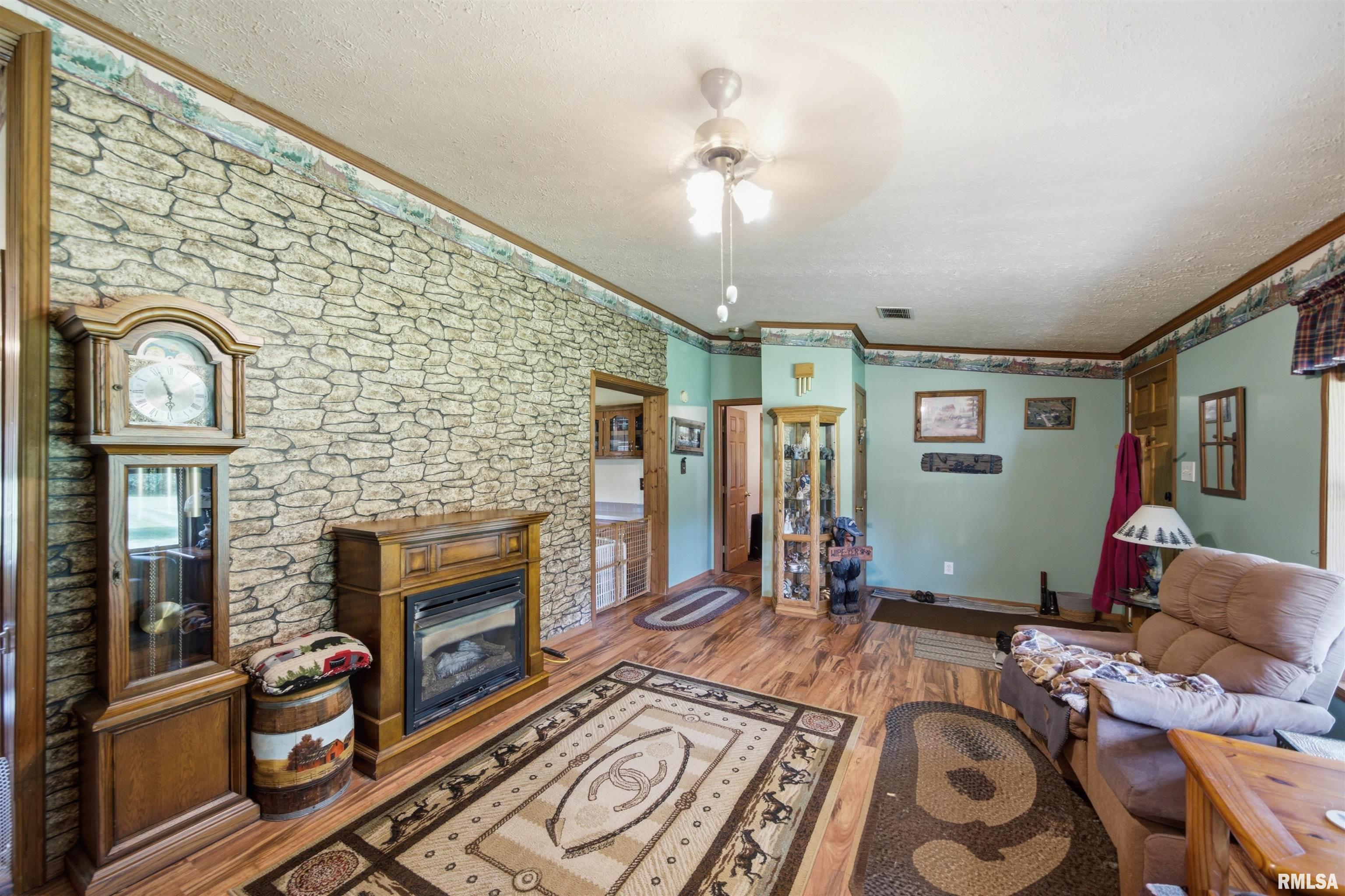 12806 North Whittaker Road Brimfield, IL 61517 - Photo 7 of 61