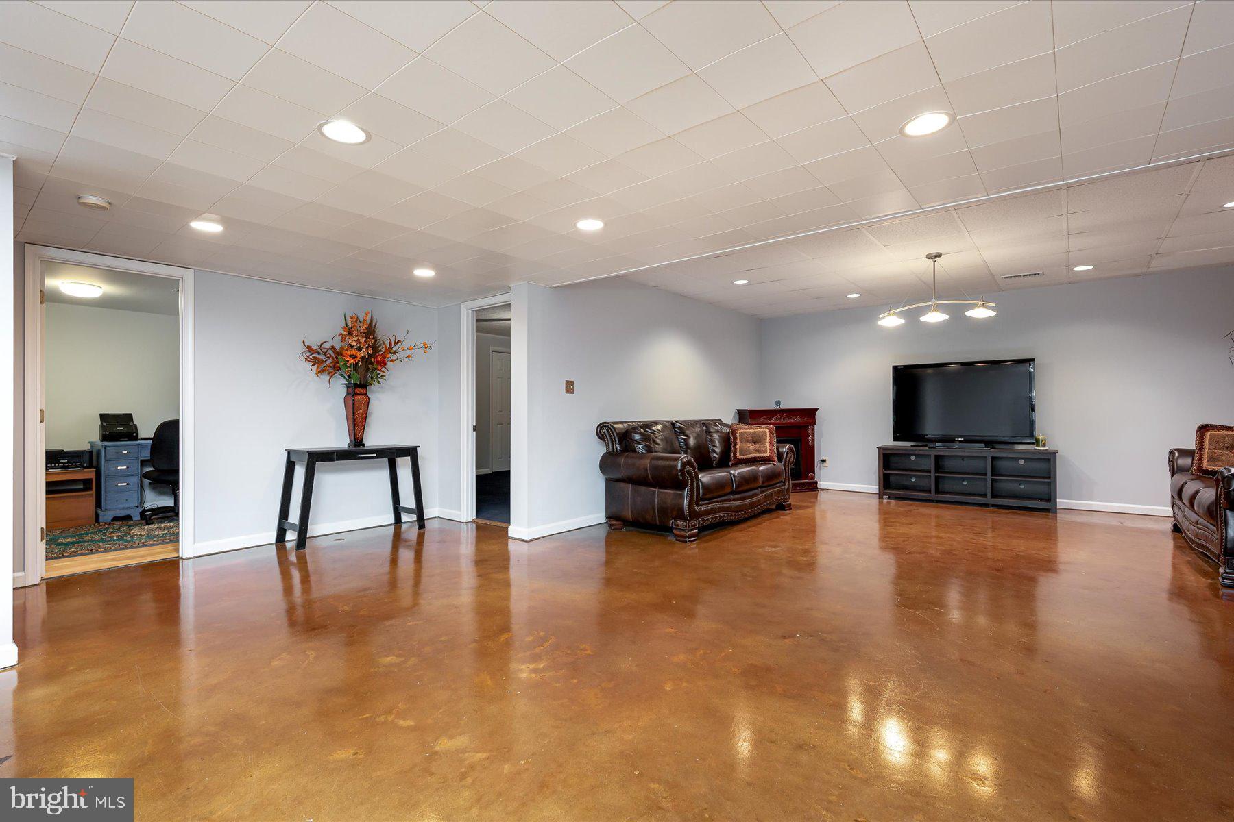 3251 Holland Cliffs Road Huntingtown, MD 20639 - Photo 18 of 39