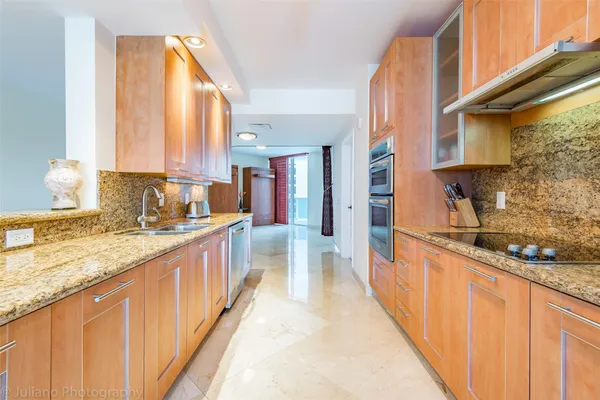 $10,500 | 801 Briny Avenue, Unit 704, Pompano Beach, FL 33062