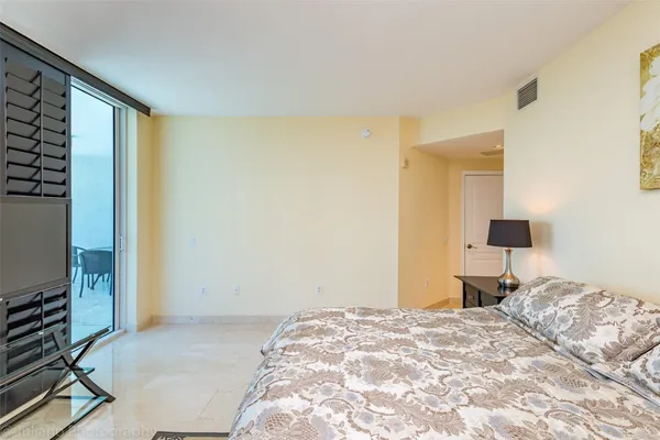 $10,500 | 801 Briny Avenue, Unit 704, Pompano Beach, FL 33062