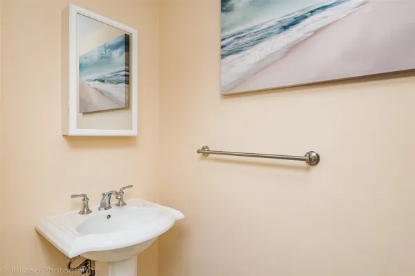 $10,500 | 801 Briny Avenue, Unit 704, Pompano Beach, FL 33062