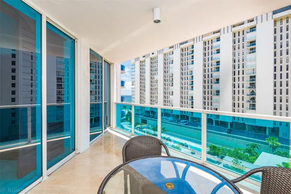 $10,500 | 801 Briny Avenue, Unit 704, Pompano Beach, FL 33062